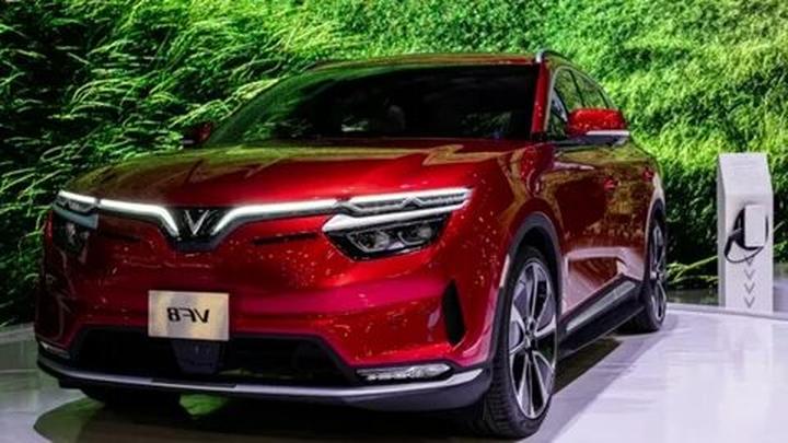 Chuyên gia Hotspot Matrix phân tích: 4 kiểu chân váy hết thời, và marketing video