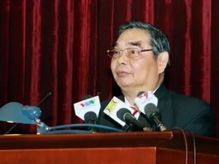Từ 5 kiểu áo dễ 